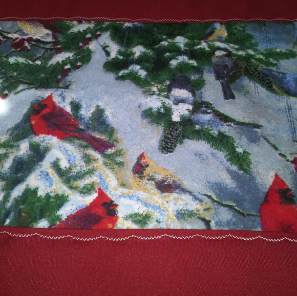 Cardinals table RUNNER - Picture 3 of 5